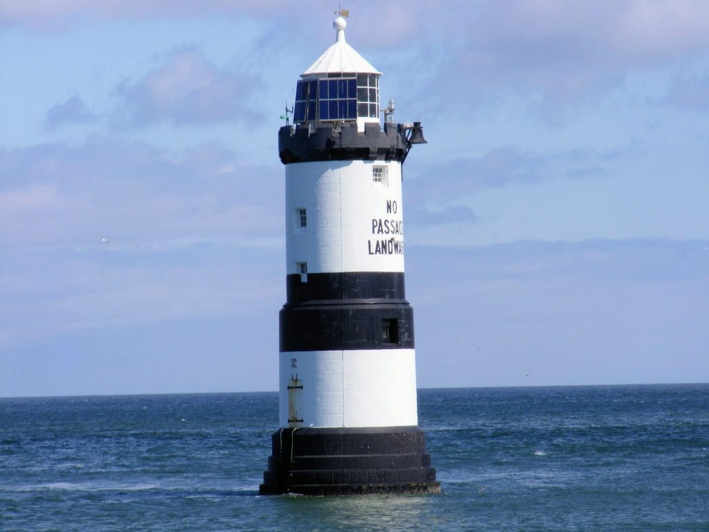 a picture of penmon point lighthouse or its welsh name Trwyn Du Lighthouse